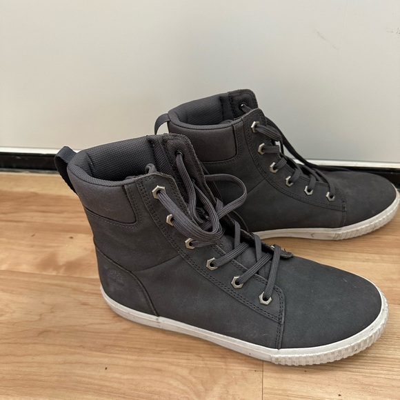 Timberland Sneaker Boot - Picture 2 of 3